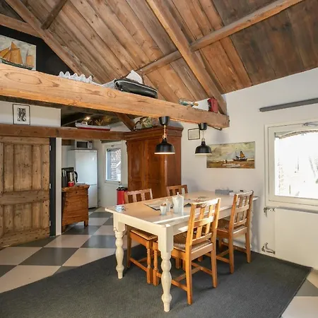 Pekelpakhuis Menheerse Werf * 米德尔哈尼斯