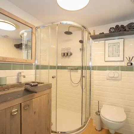 Pekelpakhuis Menheerse Werf 公寓 *