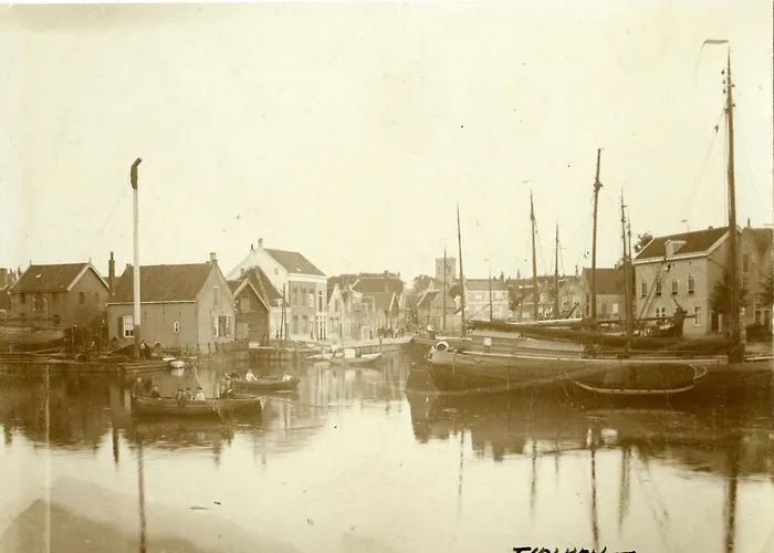 Pekelpakhuis Menheerse Werf * ミッデルハルニス